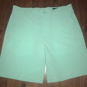 NWOT Vineyard vines shorts